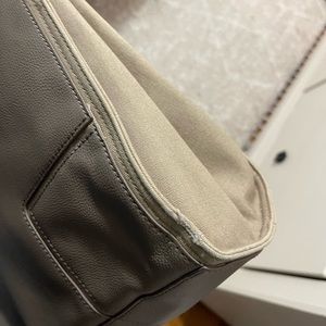Tory burch- tote laptop